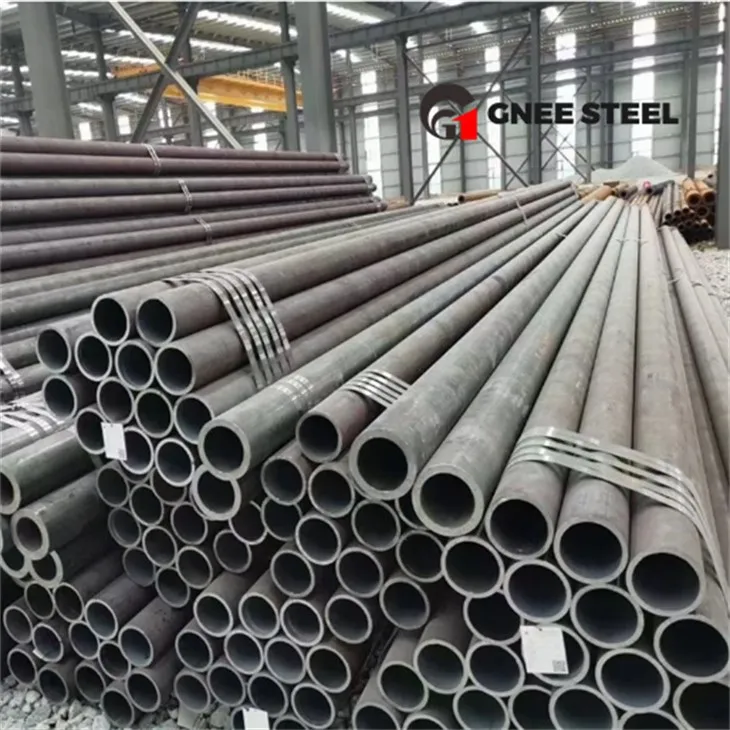 Tuburi fără sudură de carbon DIN 2609 15Mo3