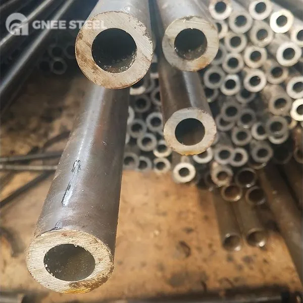 DIN2391 ST52 Tuburi desenate la rece