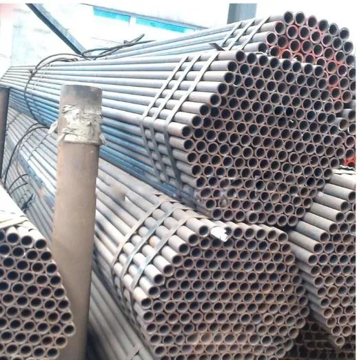 RO10305-1 Tuburi fără sudură din oțel carbon E235